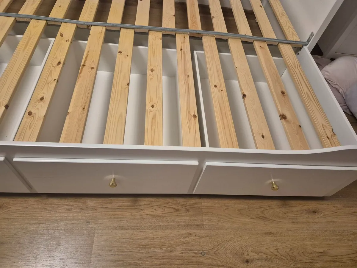 HEMNES Day-bed frame with 3 drawers, white, 80x200 - Image 2