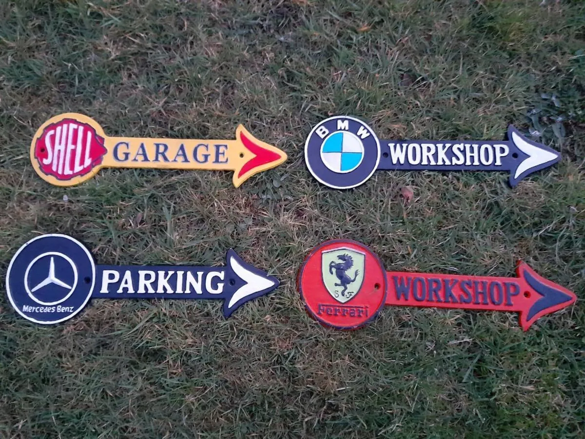 Cast Iron Arrow Signs - Image 2