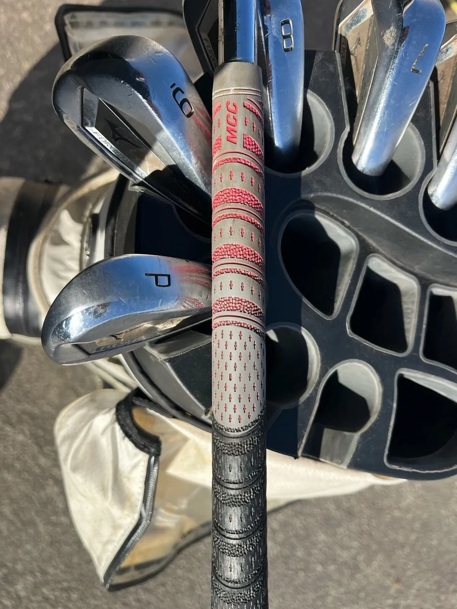 Golf Irons and waterproof bag - Image 2