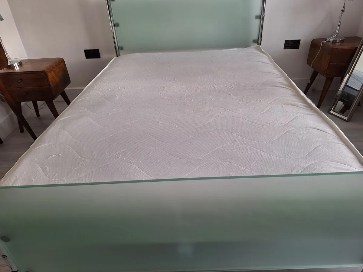 Double Bed with Mattress - Image 3