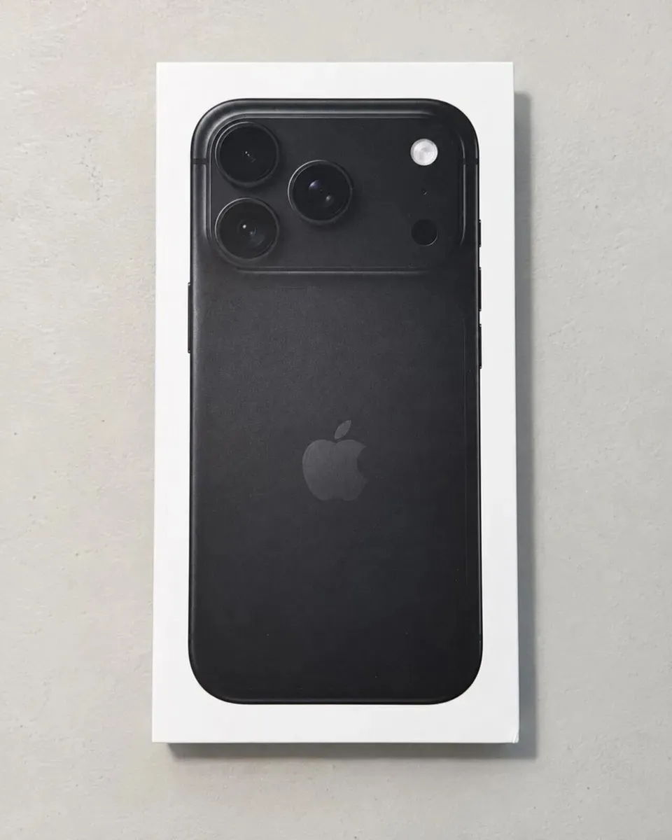 iPhone 18 Pro max 256GB and 512GB - Image 1
