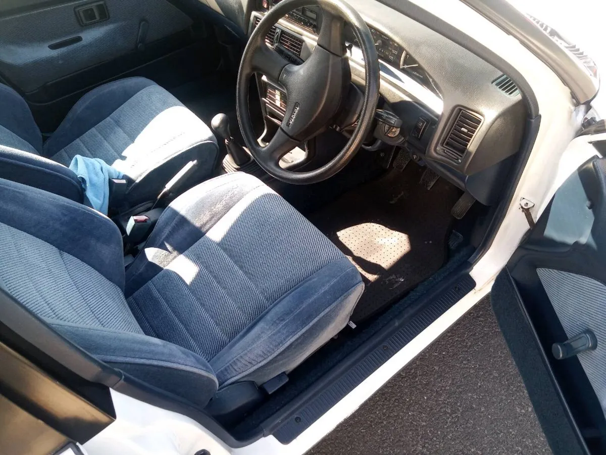 Toyota. Sprinter executive auto. + Calibra turbo - Image 4