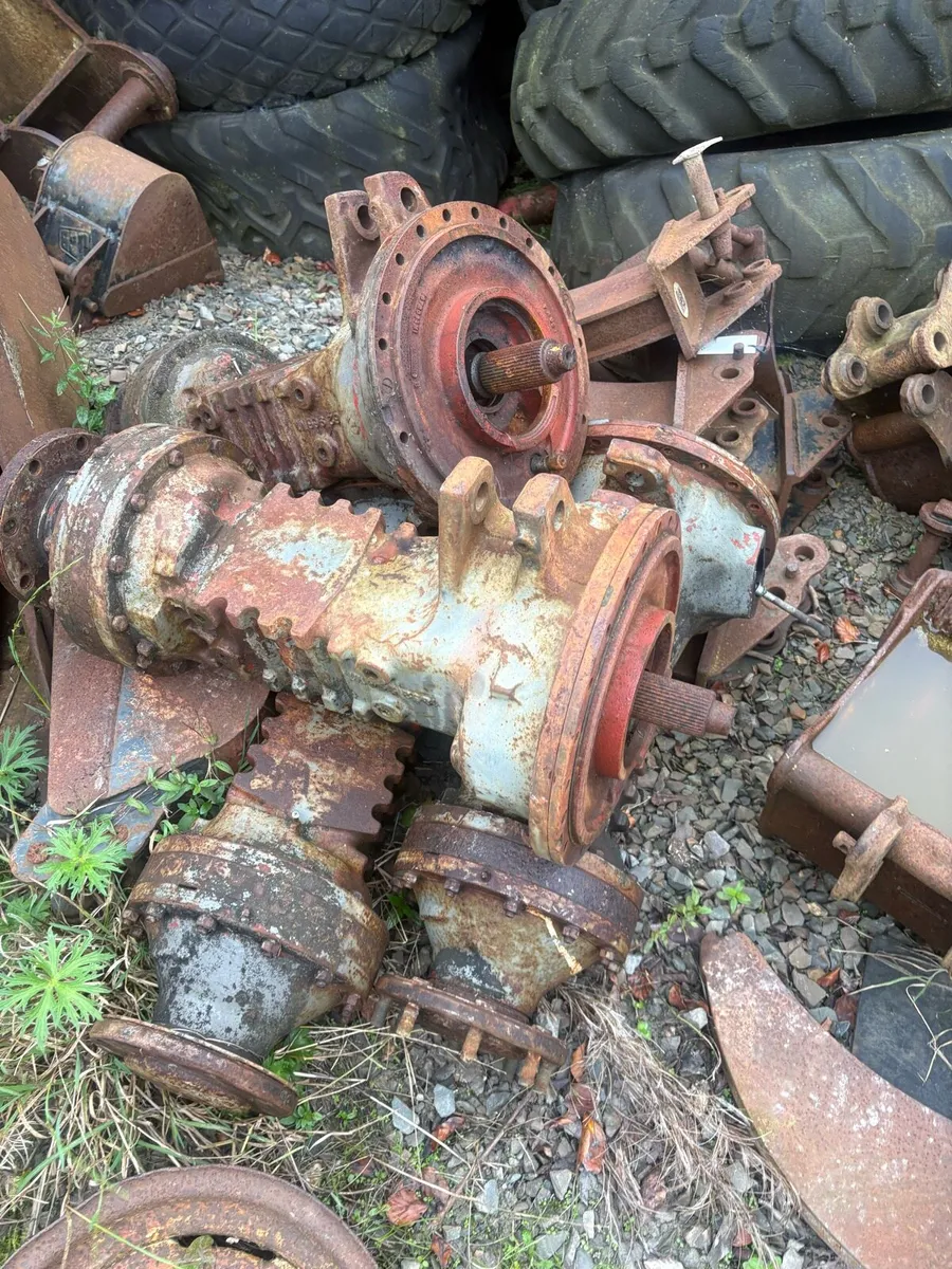 Massey Ferguson square axles