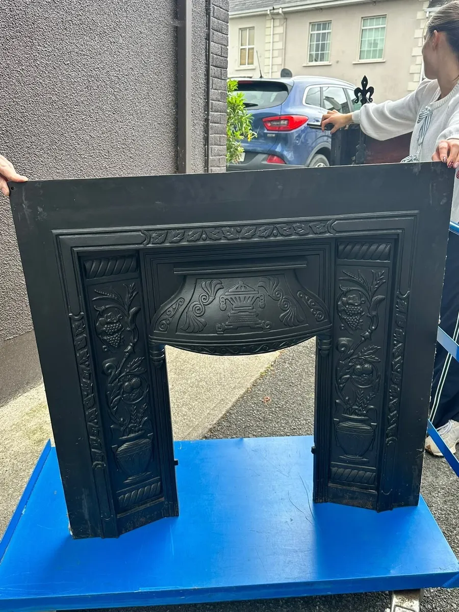 Fire place - Image 1