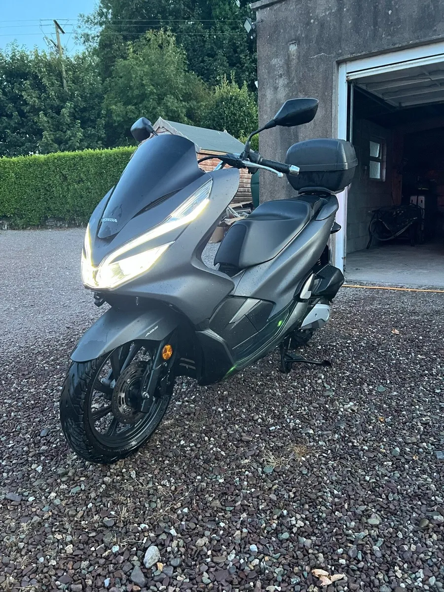 Honda PCX 125 - 2019 - Image 2