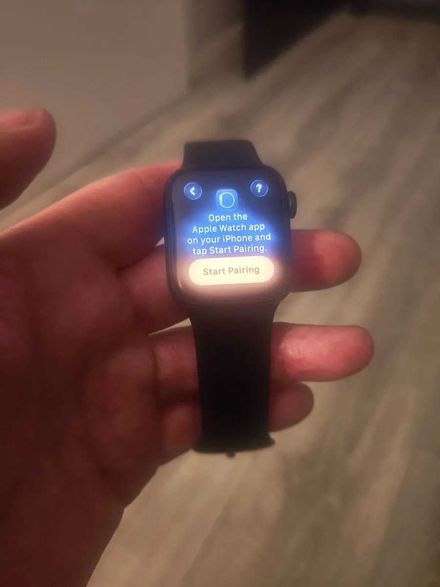 Apple SE 40mm GPS - Image 1