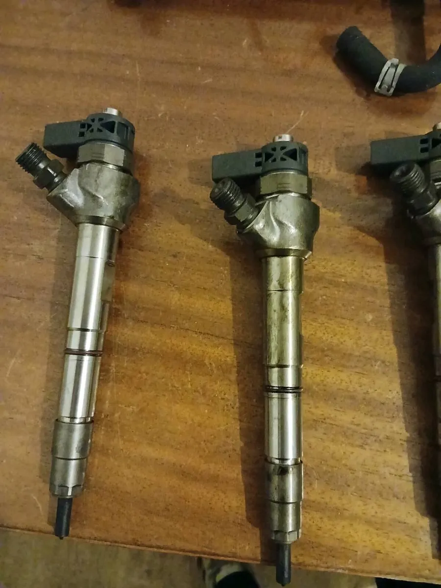 Bosch Vw Audi Seat Skoda 2.0tdi injectors - Image 4