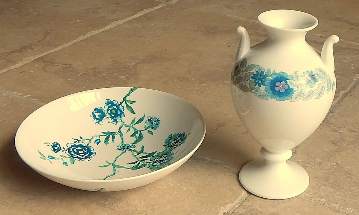 Wedgwood Clementine Vase & Jasper Conran Dish - Image 1