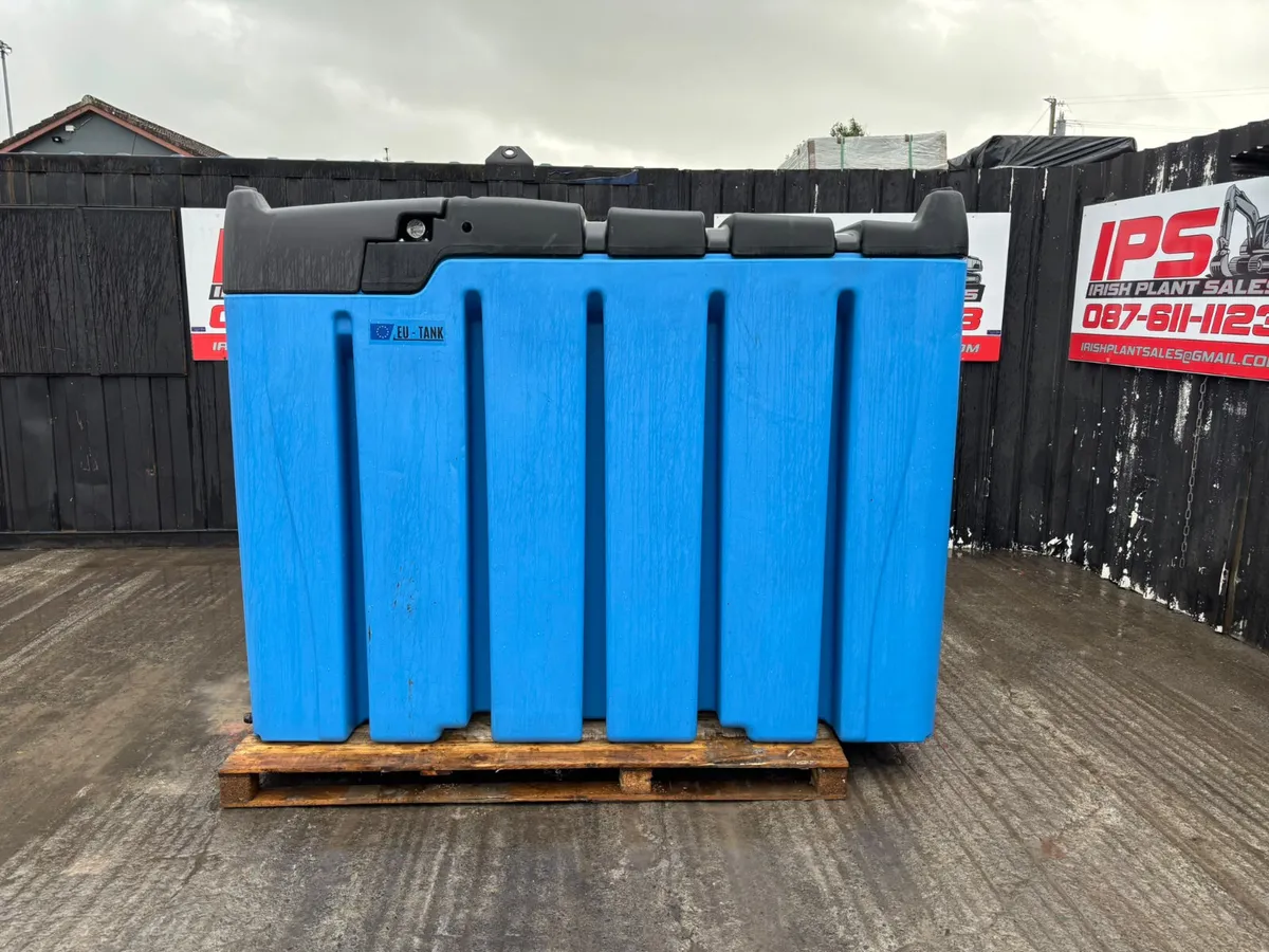 3,300 Litre Emiliana Serbatoi GIANTank Fuel/AdBlue - Image 3