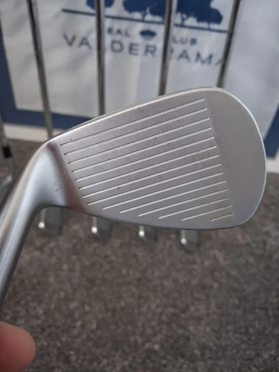 Irons - Image 2