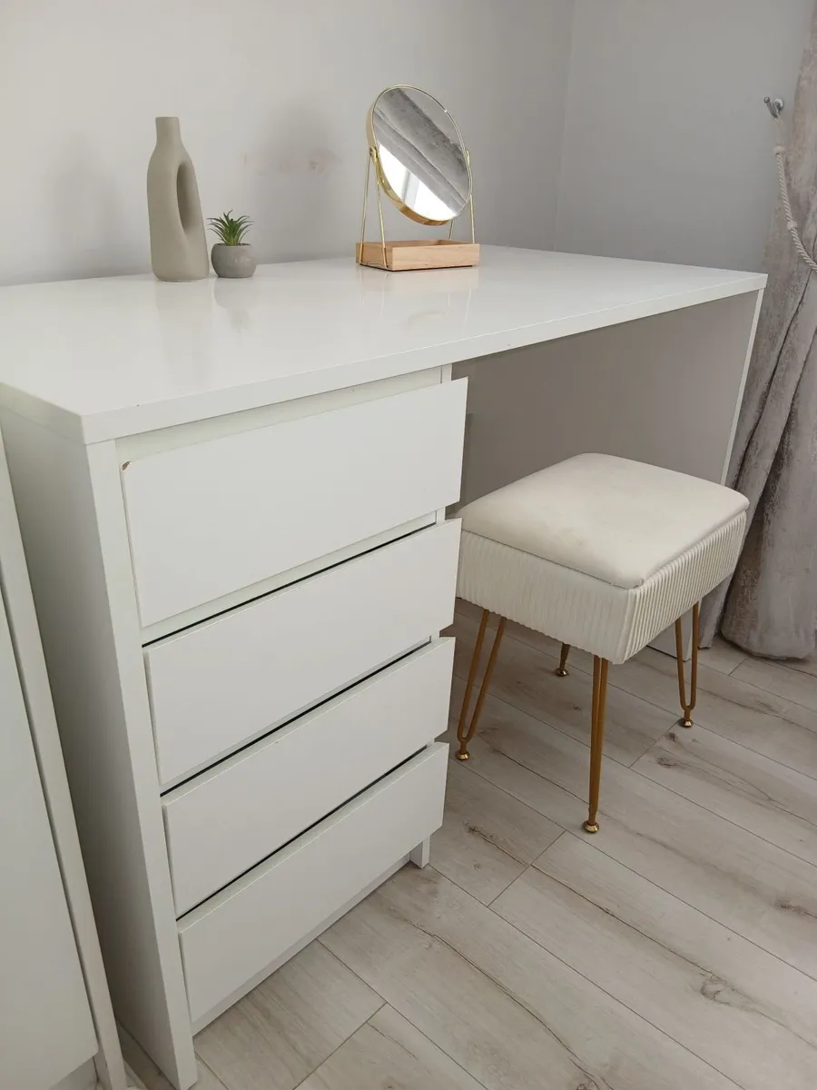 Desk with drawers (vanity, office, bedroom) - Image 4