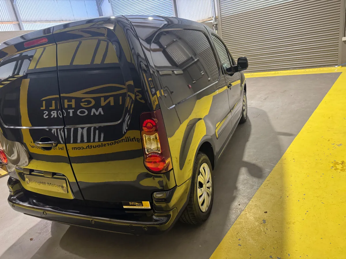 172 Citroen Berlingo 1.6 HDI Enterprise 3 Seater - Image 4