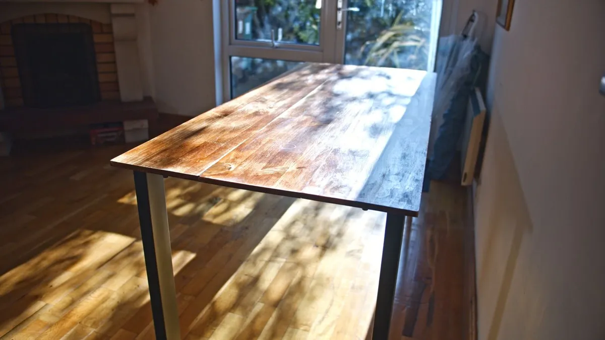Furnished Oak Table with Black Alloy Steel Legs - Image 4