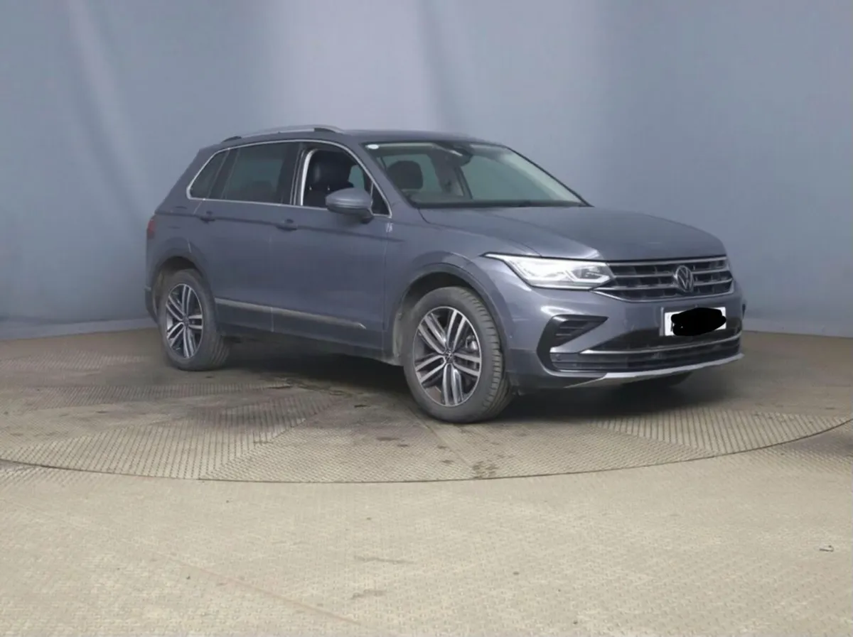 2023 Volkswagen Tiguan for breaking - Image 2