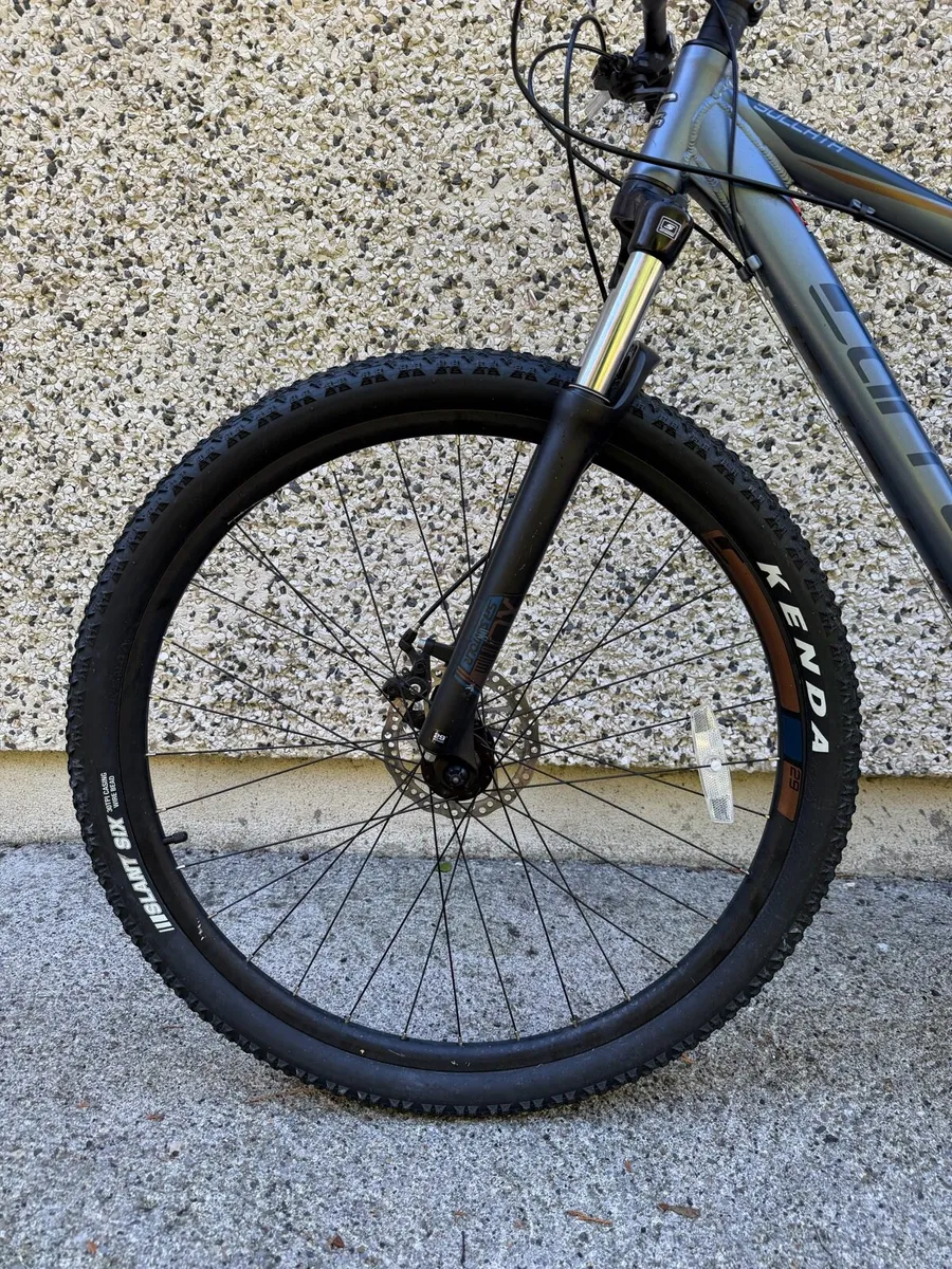 Carrera Sulcata Mountain Bike - Image 3