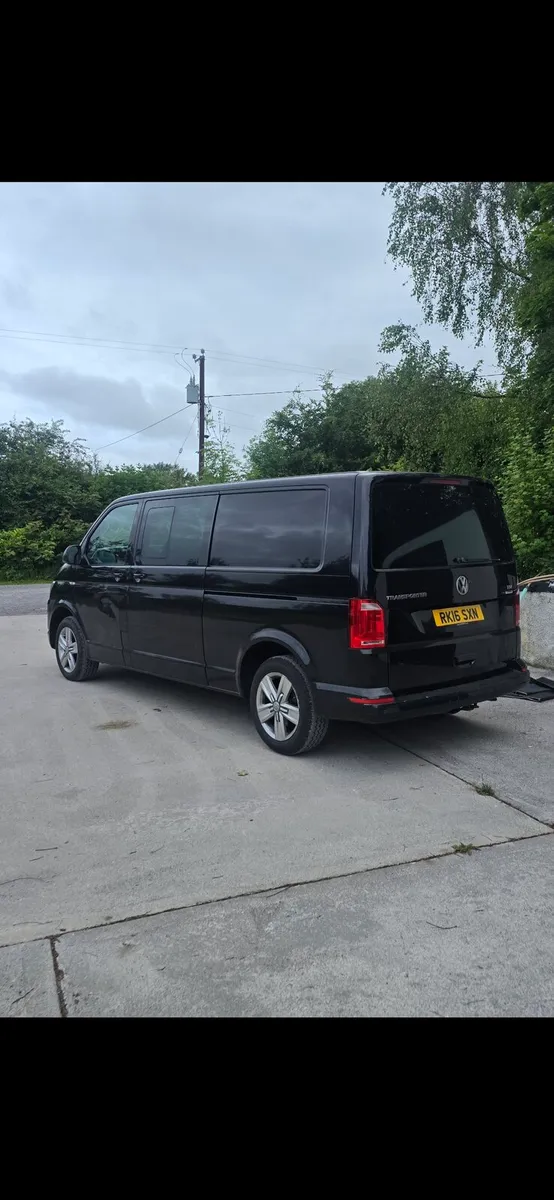 Vw Transporter T6 T32 Highline  kombi - Image 1