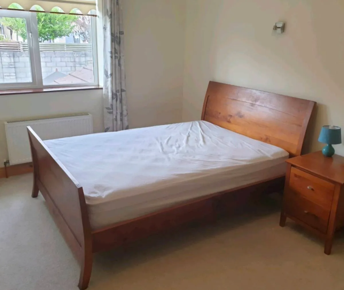 Double solid wood sleigh bed