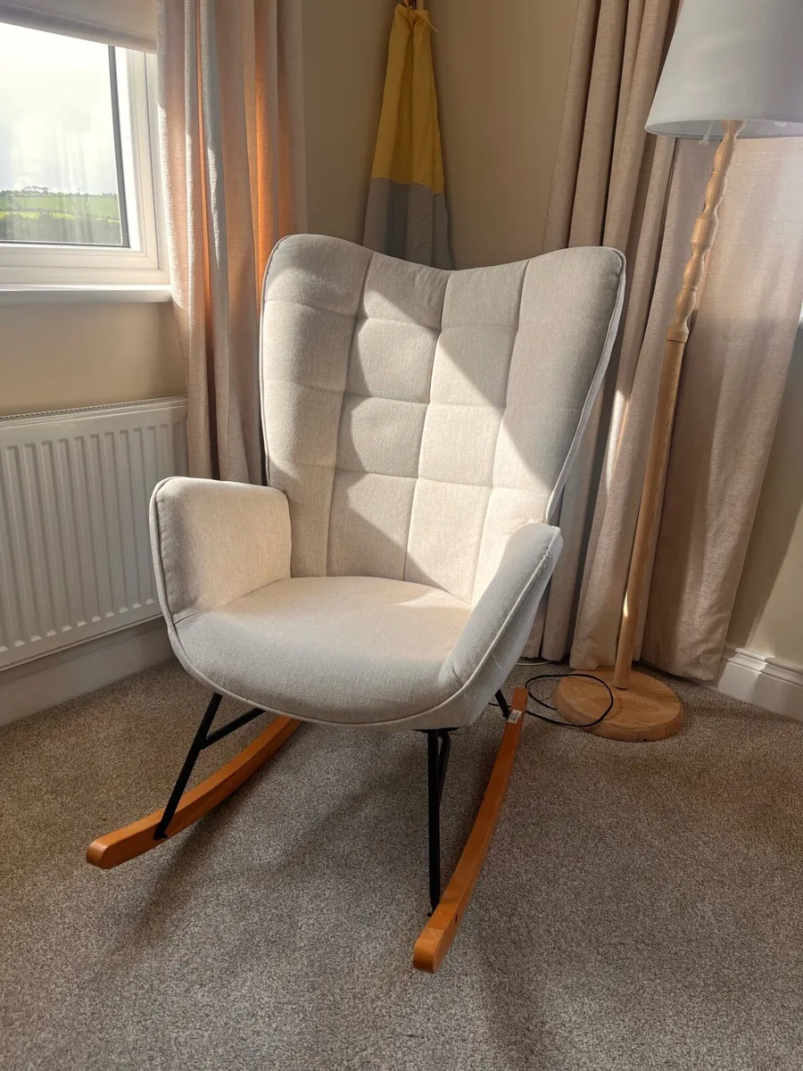 Rocking Chair - Image 4