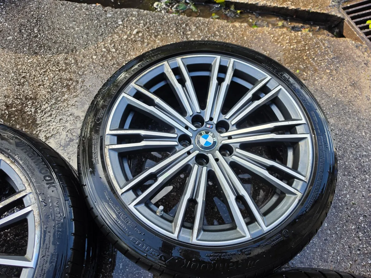 Bmw G20 3 Series M Sport Genuine R18 Alloys - Image 4