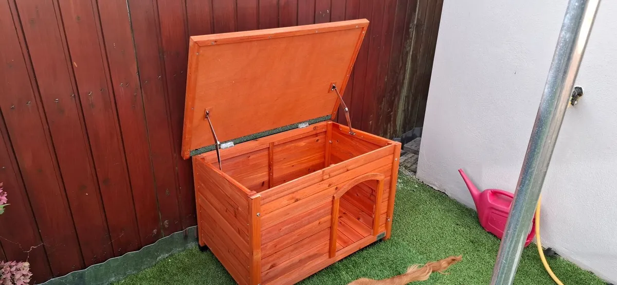 Dog kennel - Image 1