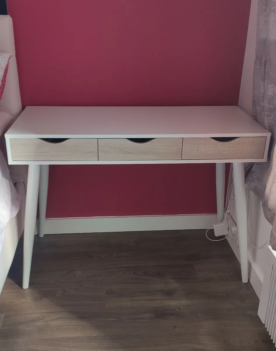 Home office - Desktop - Image 1