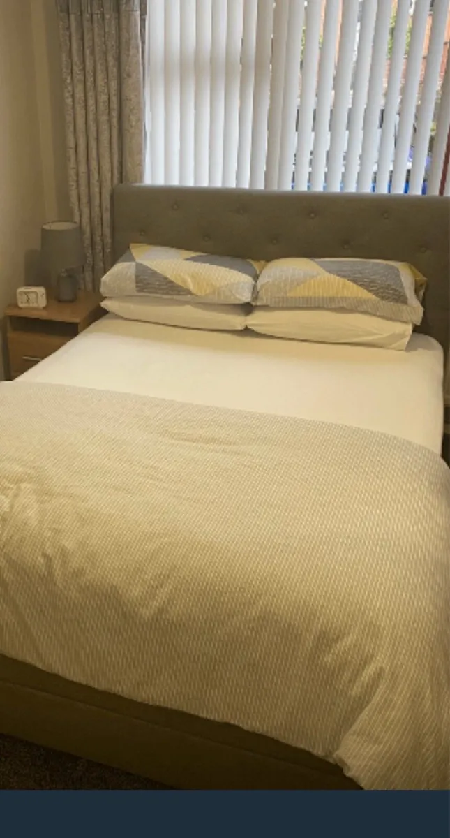 5ft kingsize bed complete with headboard - Image 2