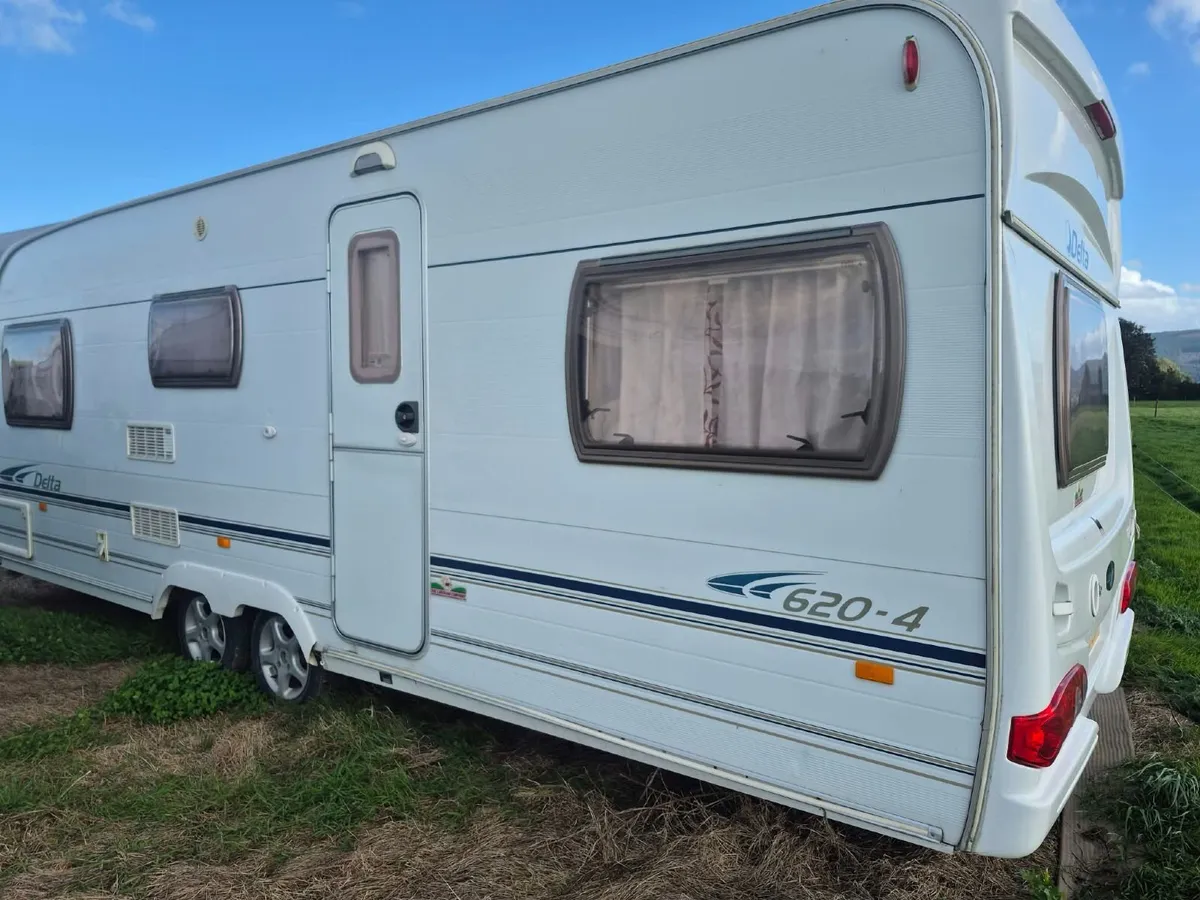Avondele 4/5 berth fixed bed - Image 2
