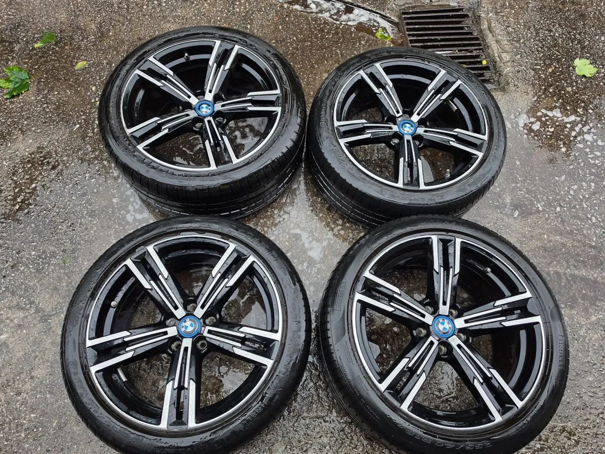 Original R18 Bmw G20 3 Series Alooy Wheels - Image 1