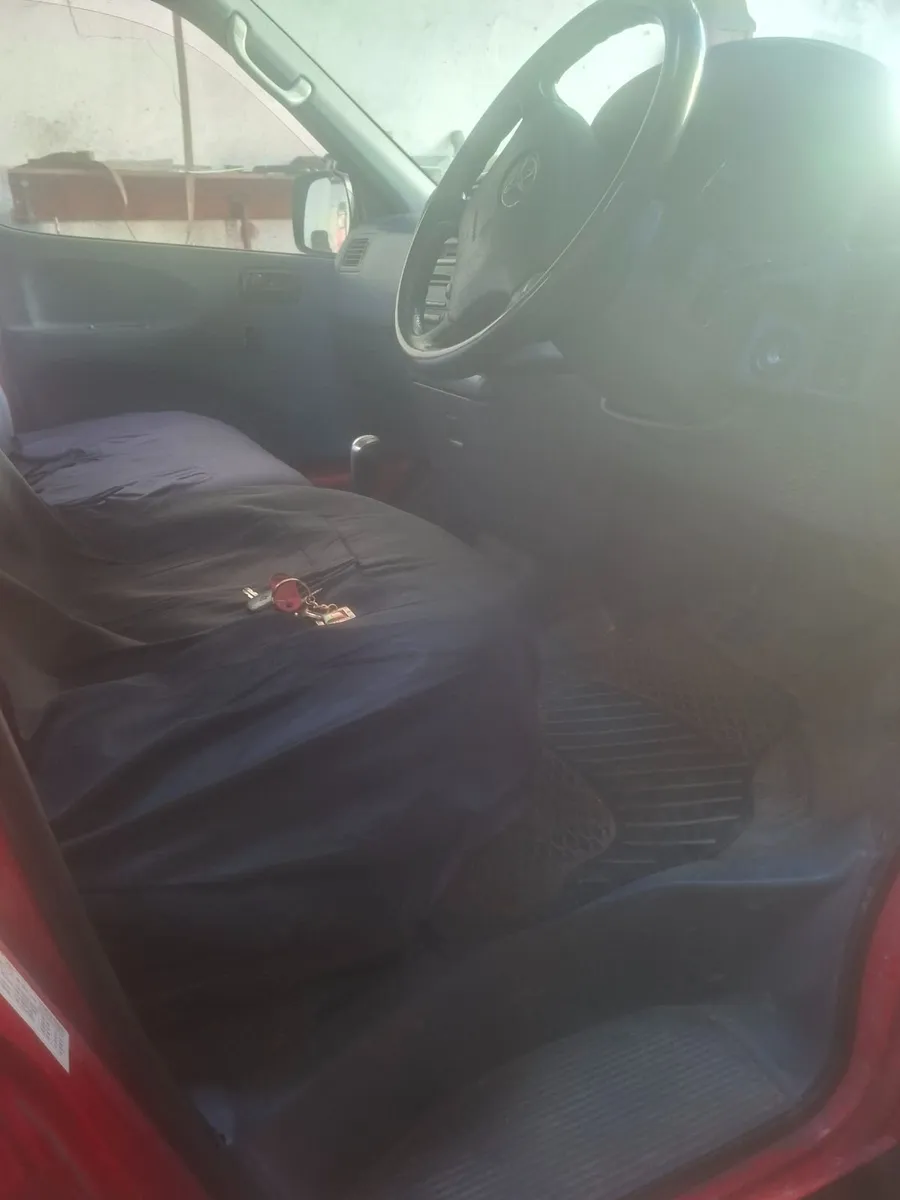 Toyota hiace - Image 2