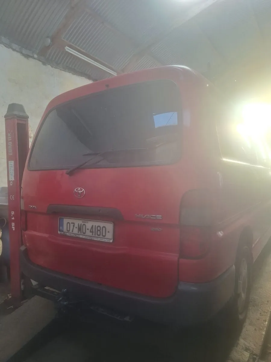 Toyota hiace - Image 3