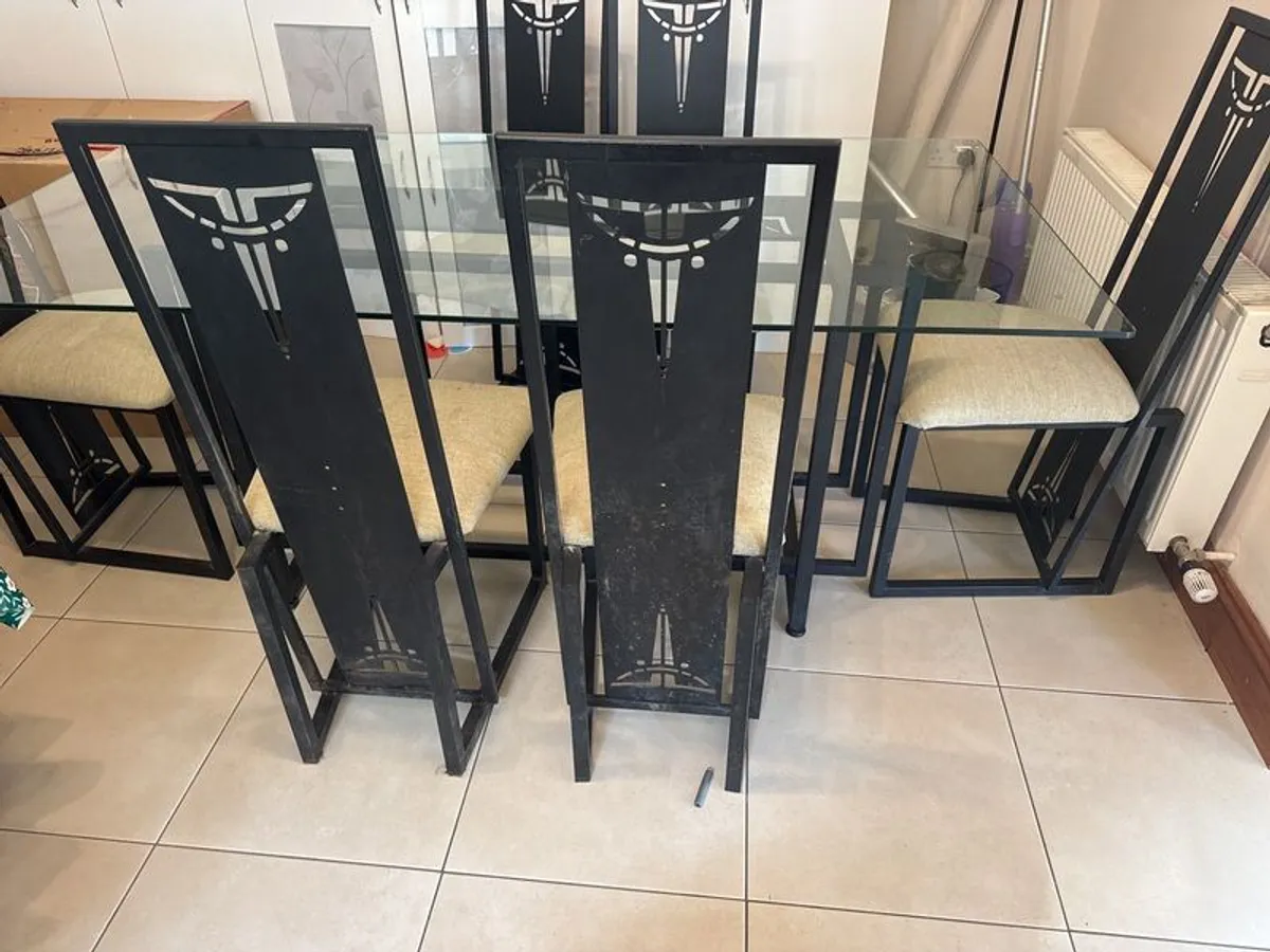 Glass table and 6 Chairs - Image 4