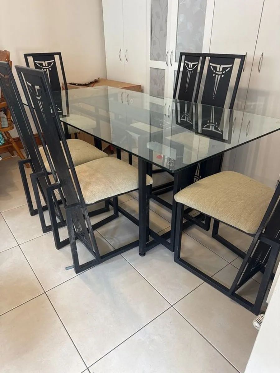 Glass table and 6 Chairs - Image 2