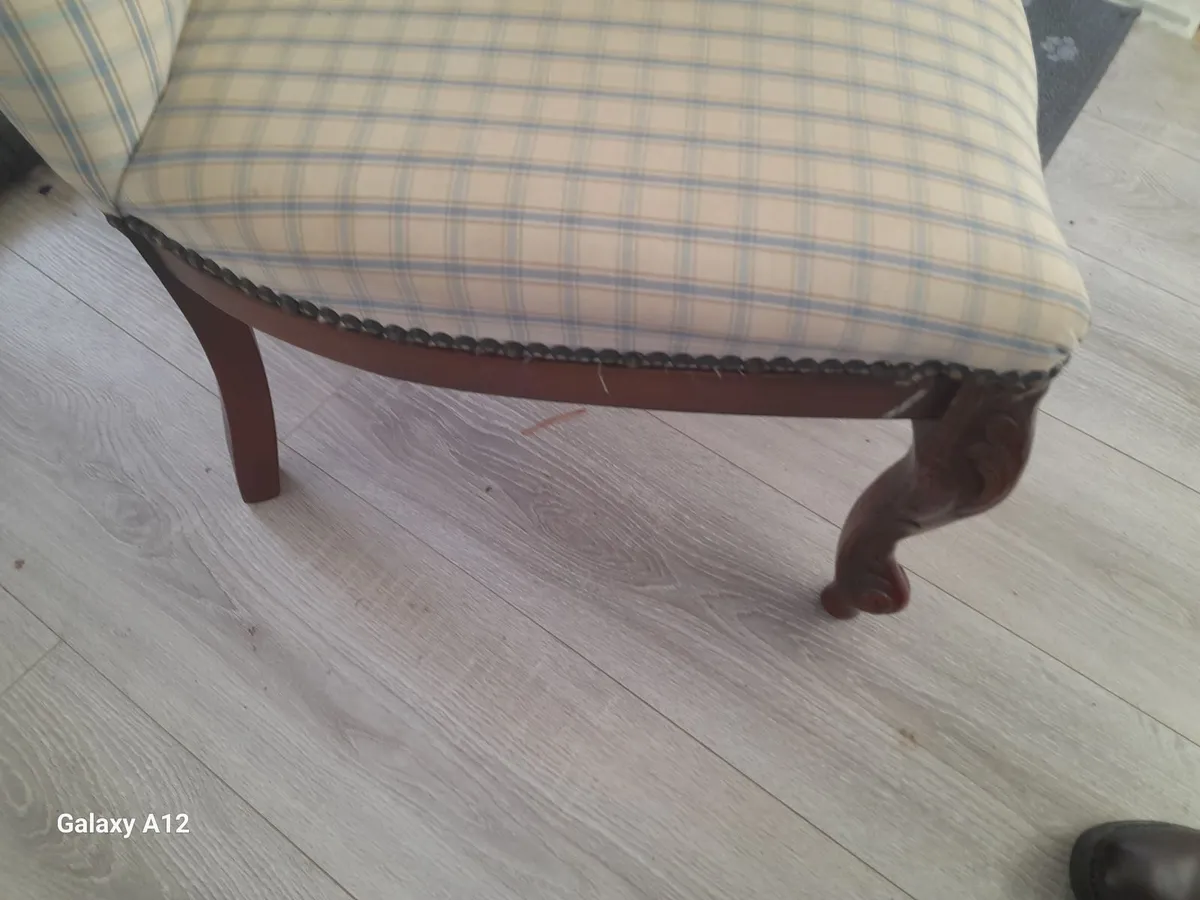 Bedroom chair - Image 4
