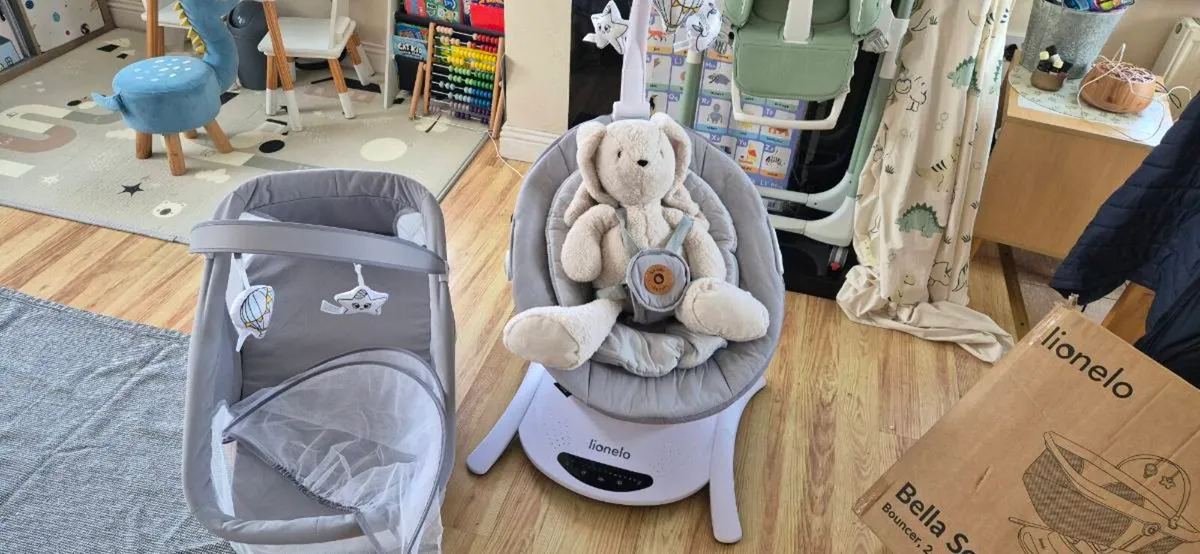 Lionelo Bella 2in1 Swing and Crib baby - Image 1