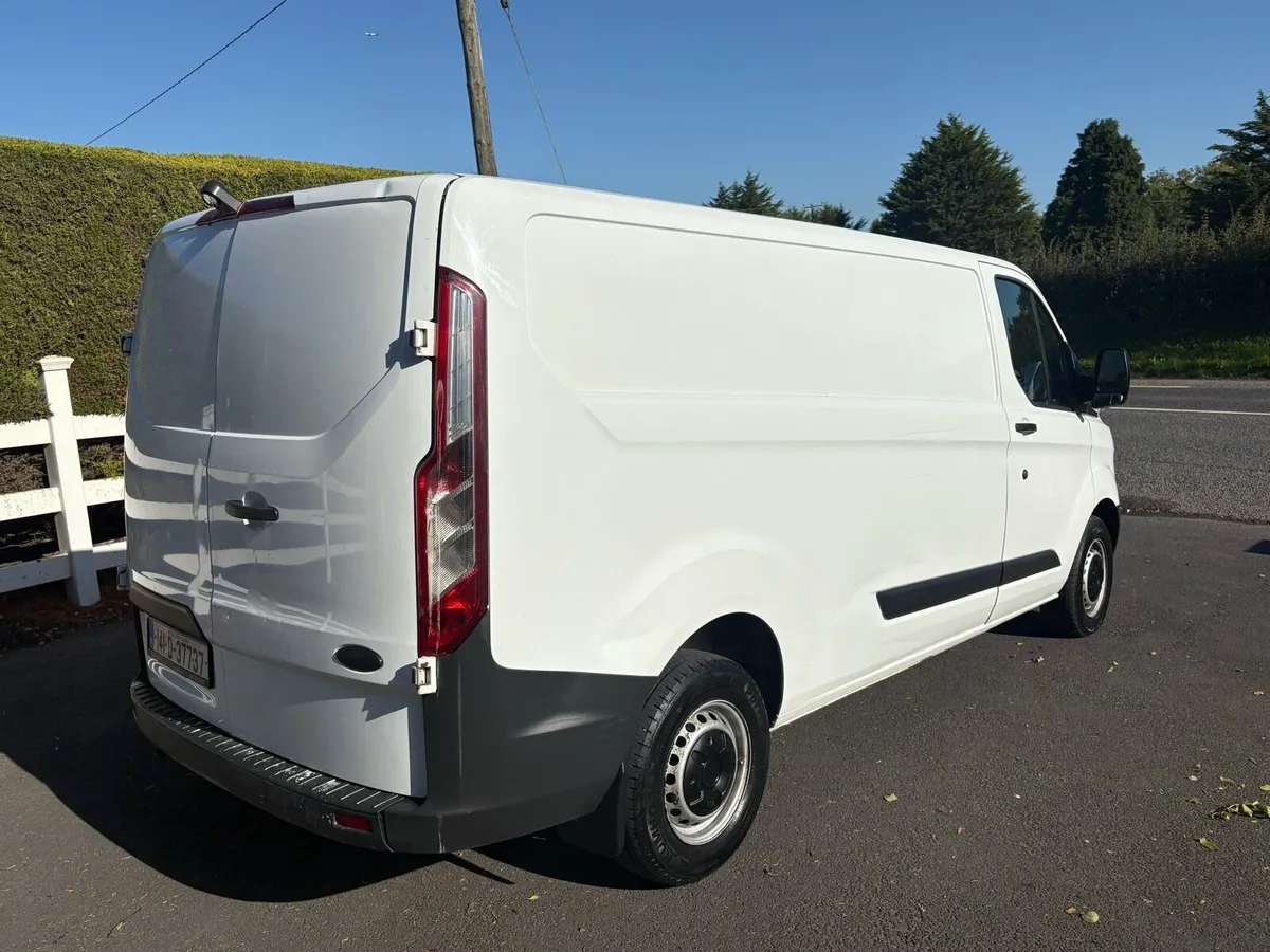 2014 ford transit Custom Doe7/27 2 owners mint - Image 4