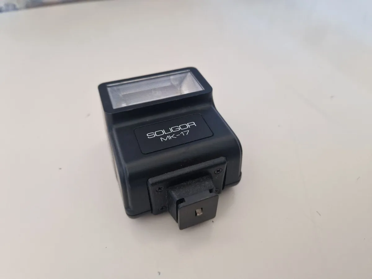 Centon K100 SLR Camera - Image 2