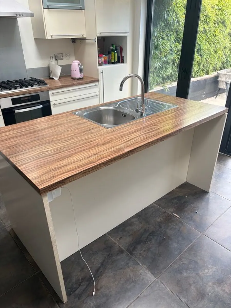 Kitchen - Image 4