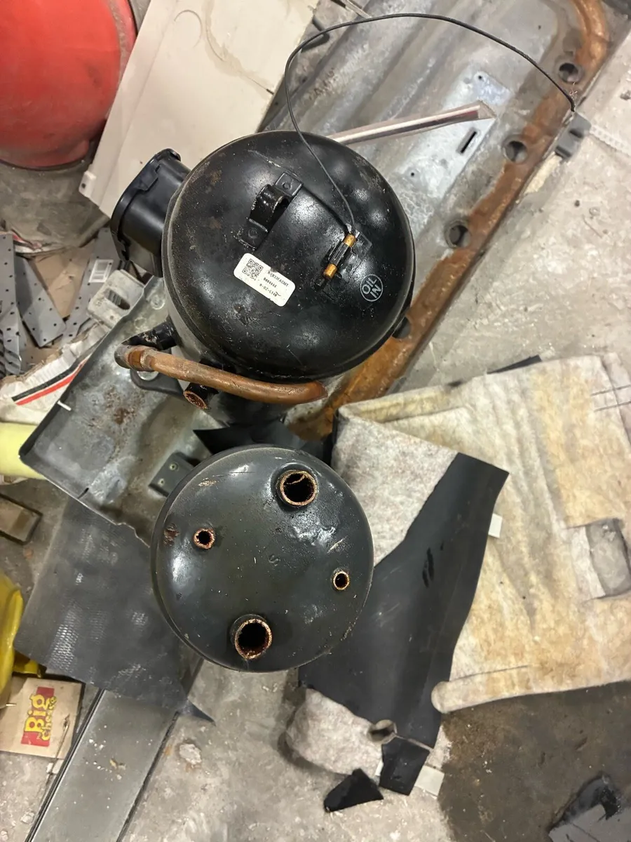 Mitsubishi regrigerant compressor - Image 2