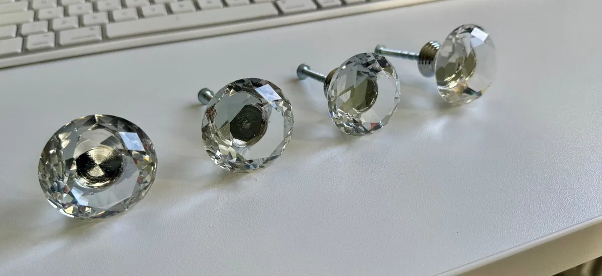 Crystal drawer/door knobs - Image 2
