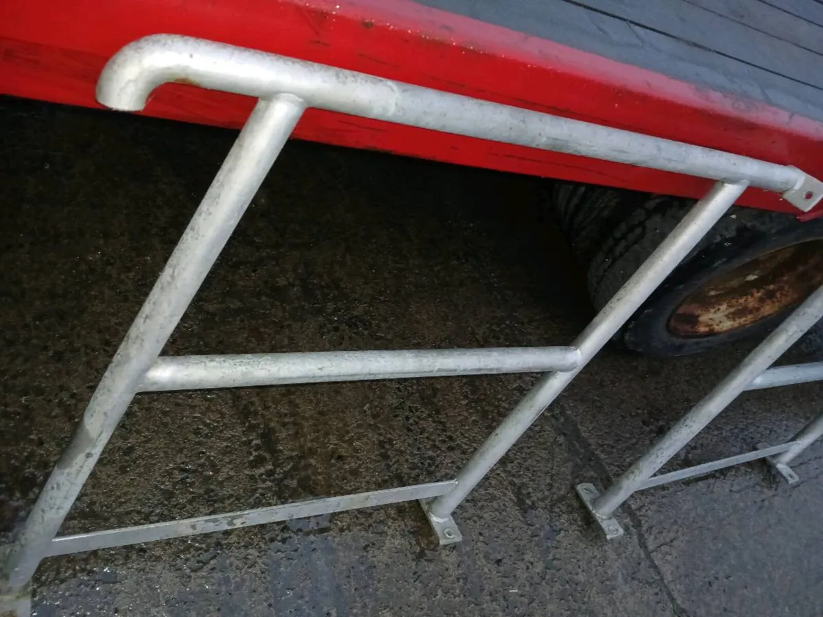Hand rails - Image 2