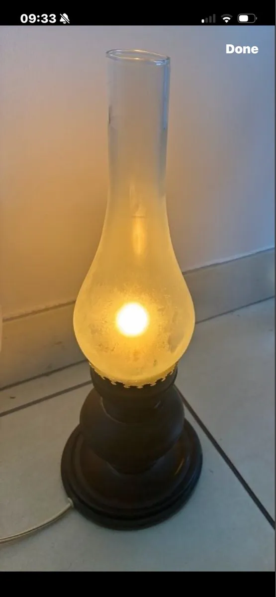 Vintage ‘Oil’ Style Table Lamp - Image 1