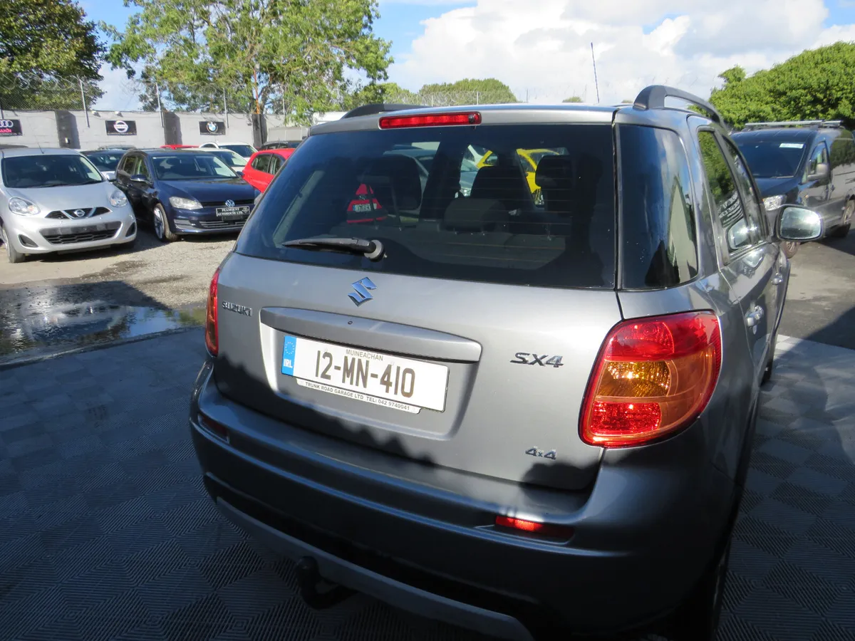 2LT DIESEL 4X4 CAR FOR TOWING HORSEBOX - Image 4