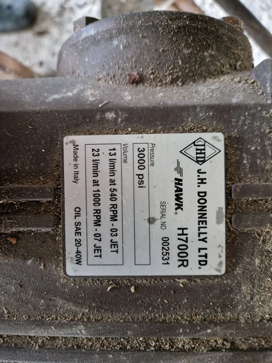 Power washer - Image 1