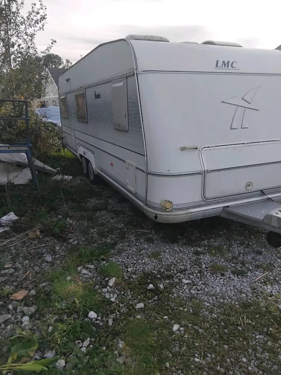 lmc caravan needs tlc - Image 1