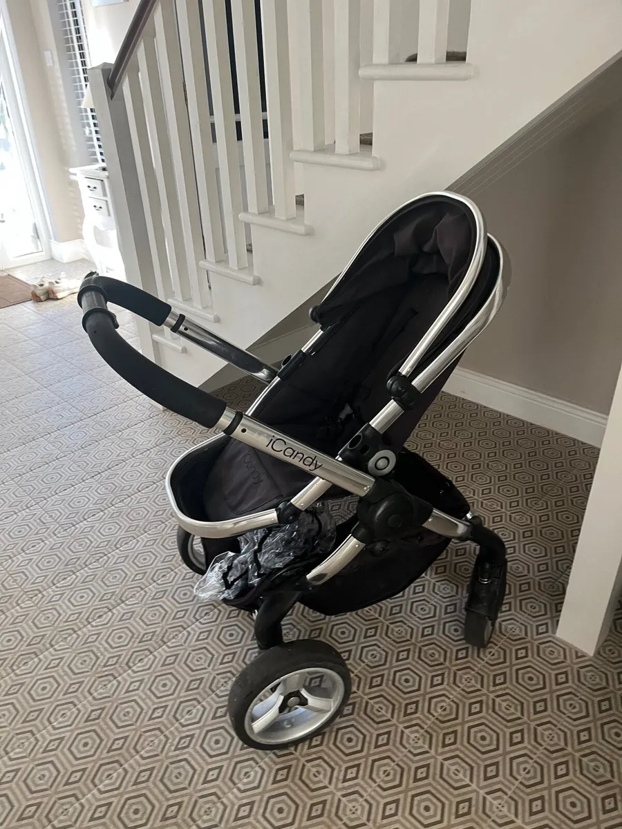Pram - Image 3