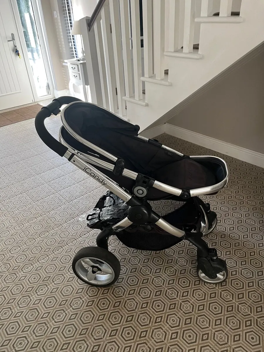 Pram - Image 4