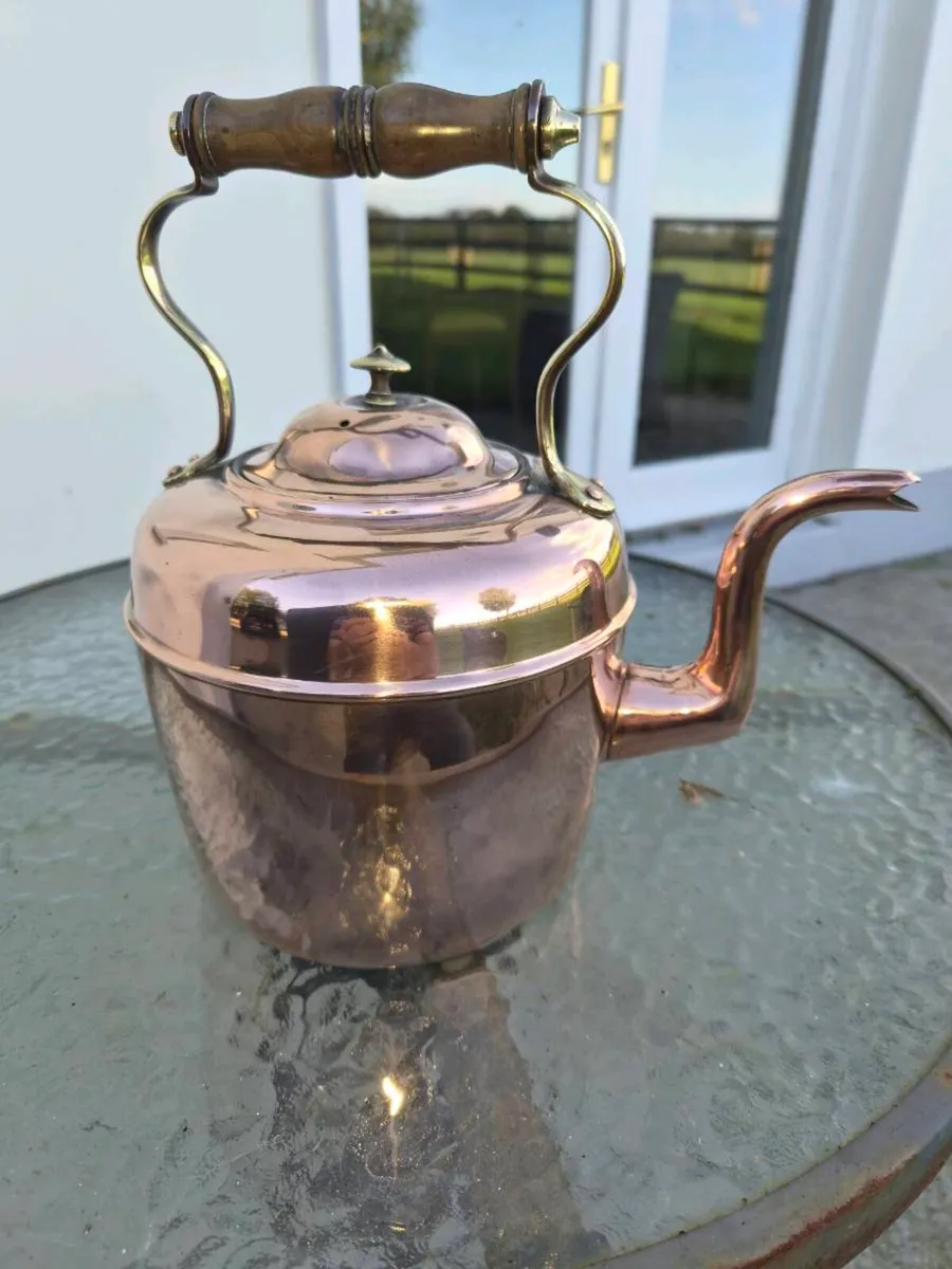 Stunning  copper kettle - Image 1