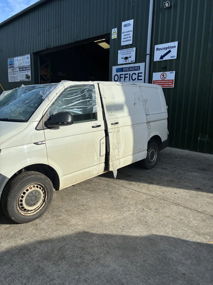 2019 transporter parts breaking - Image 2