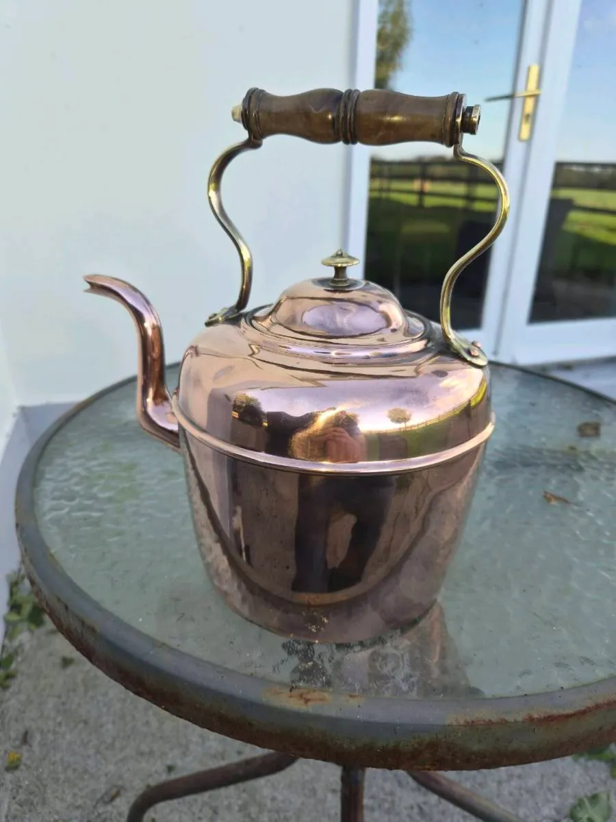 Stunning  copper kettle - Image 3