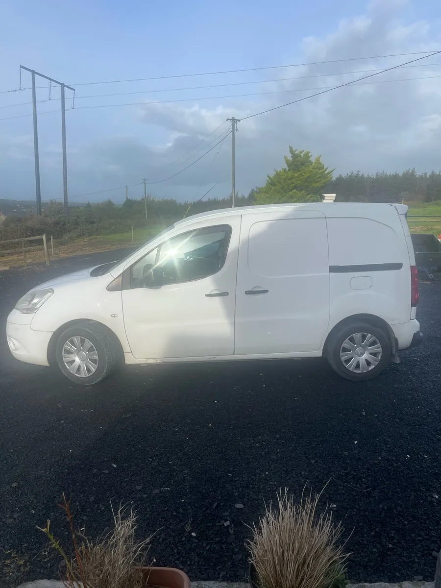 Citron Berlingo - Image 4